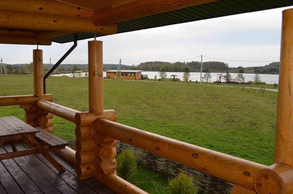 Baza Otdykha Osetrovo Hotel Burakovo  Kültér fotó